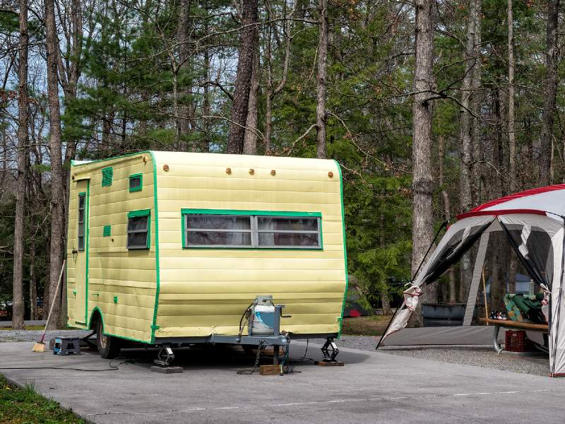 Is It Illegal to Drive an RV While Running the Propane?