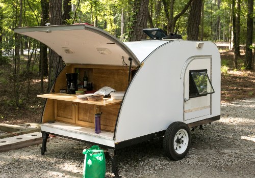 Traditionally shaped teardrop camper
